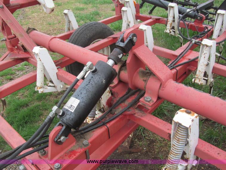 image for item B5113 Wil-Rich 2500 21' field cultivator