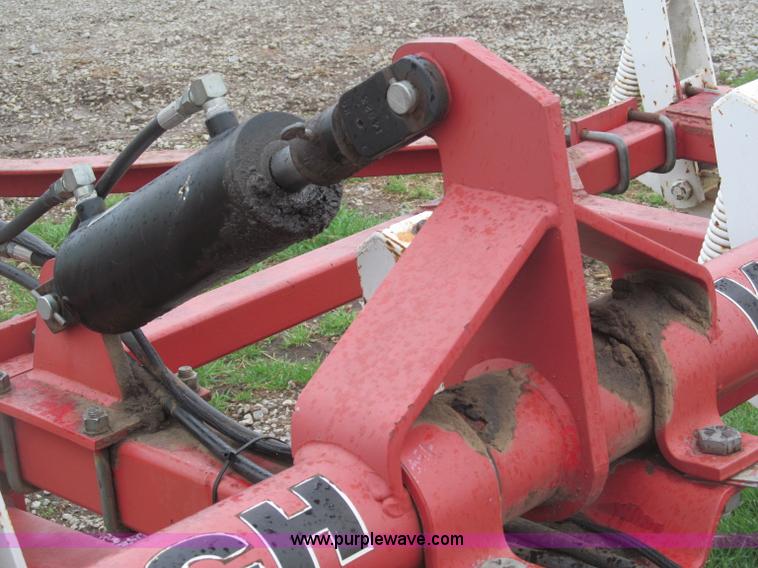 image for item B5113 Wil-Rich 2500 21' field cultivator