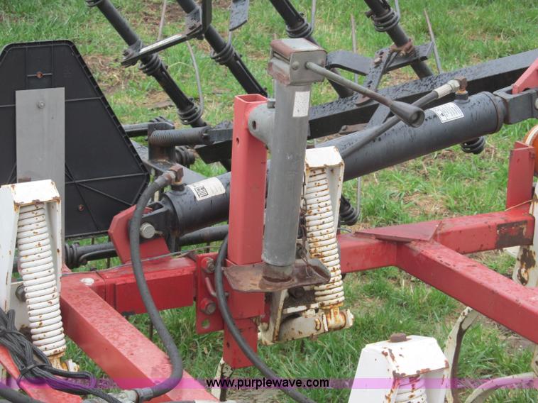 image for item B5113 Wil-Rich 2500 21' field cultivator