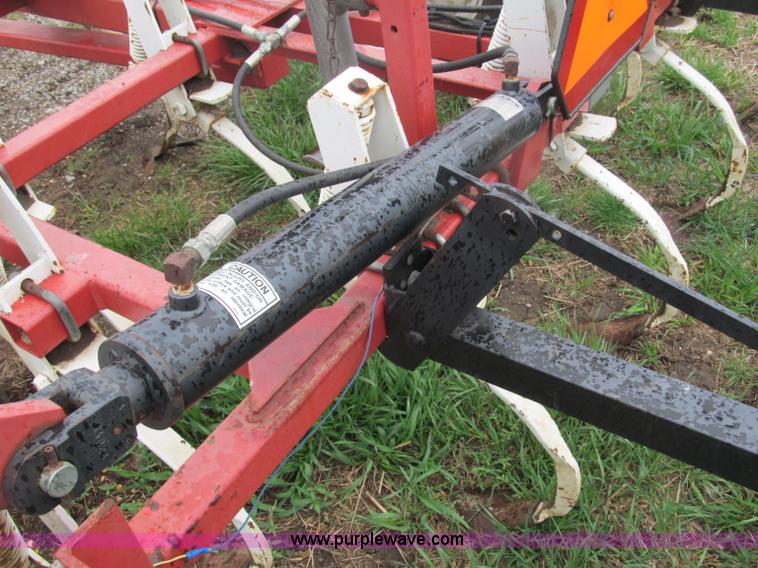image for item B5113 Wil-Rich 2500 21' field cultivator