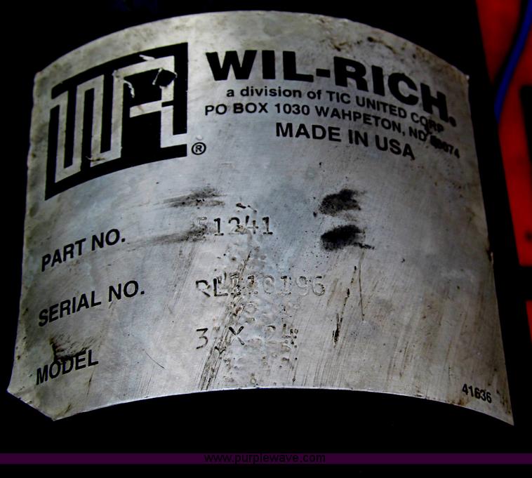 image for item B5113 Wil-Rich 2500 21' field cultivator