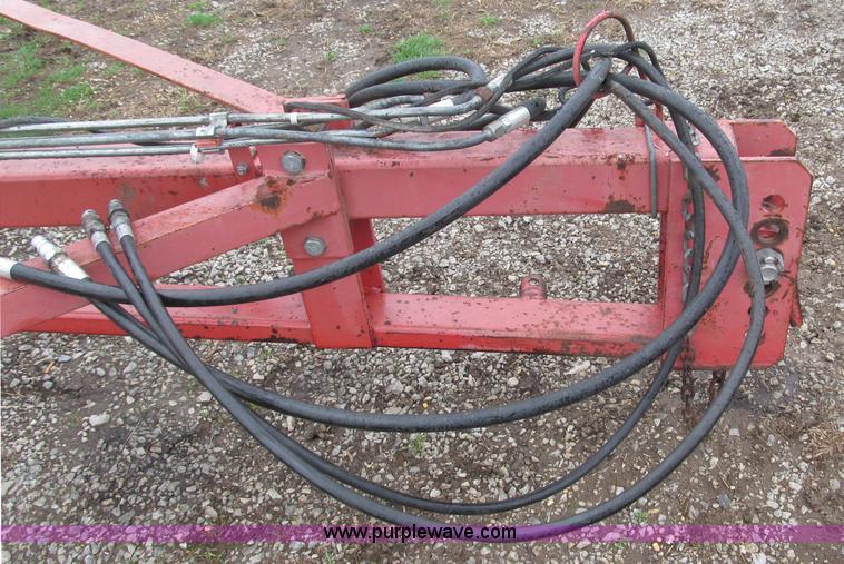 image for item B5113 Wil-Rich 2500 21' field cultivator