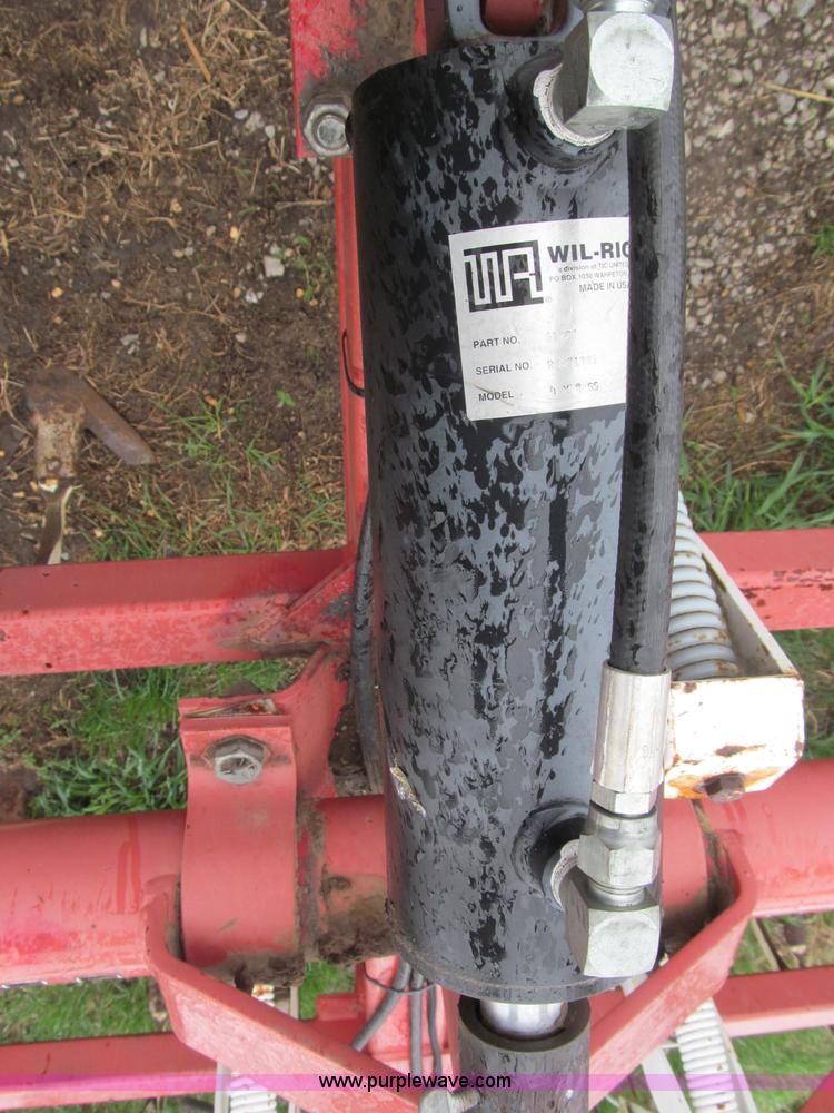 image for item B5113 Wil-Rich 2500 21' field cultivator