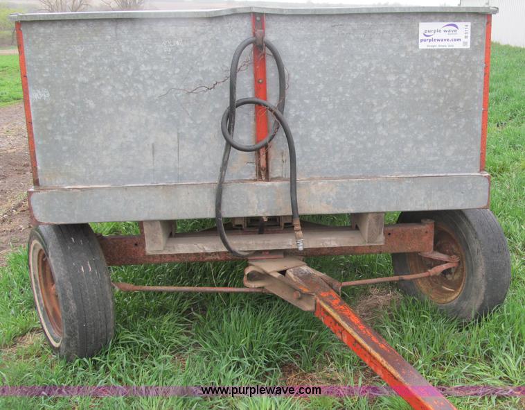 image for item B5114 Nu-bilt 5025A grain wagon