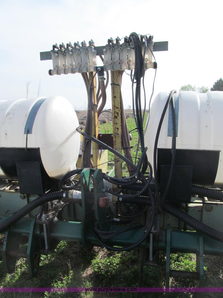 image for item B5118 John Deere 7100 12 row planter