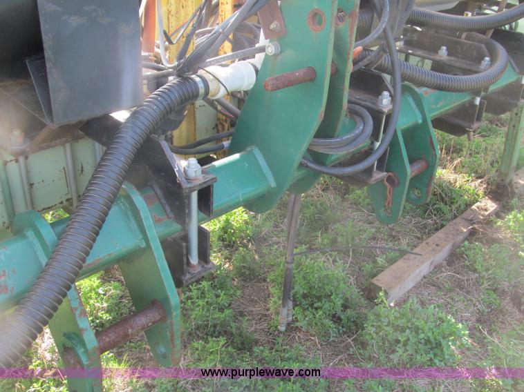 image for item B5118 John Deere 7100 12 row planter