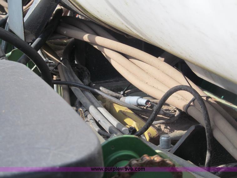 image for item B5118 John Deere 7100 12 row planter