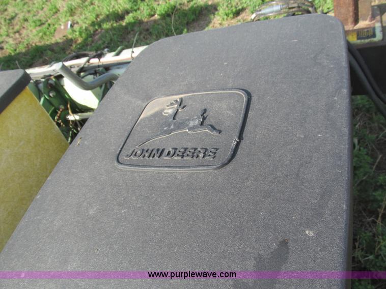 image for item B5118 John Deere 7100 12 row planter