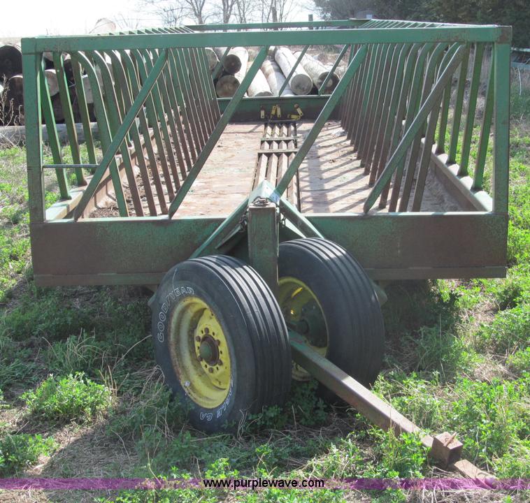 image for item B5120 Phoenix FT24 portable hay trailer feeder wagon