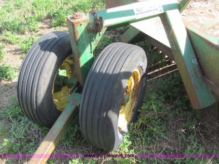 image for item B5120 Phoenix FT24 portable hay trailer feeder wagon