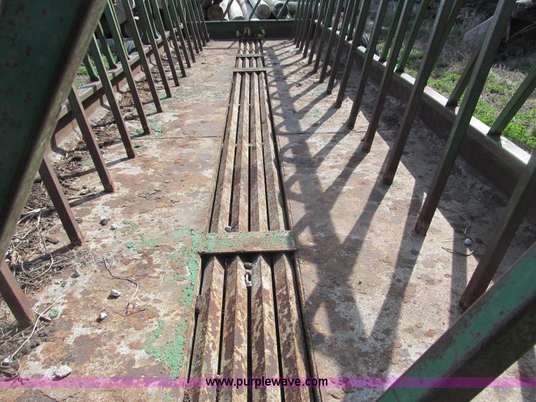 image for item B5120 Phoenix FT24 portable hay trailer feeder wagon