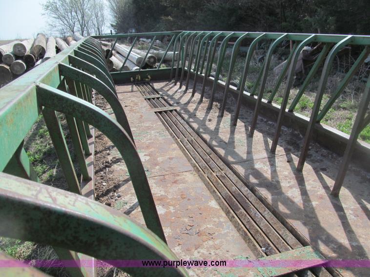 image for item B5120 Phoenix FT24 portable hay trailer feeder wagon