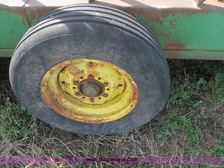 image for item B5120 Phoenix FT24 portable hay trailer feeder wagon