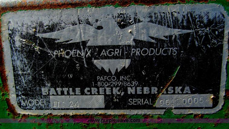 image for item B5120 Phoenix FT24 portable hay trailer feeder wagon