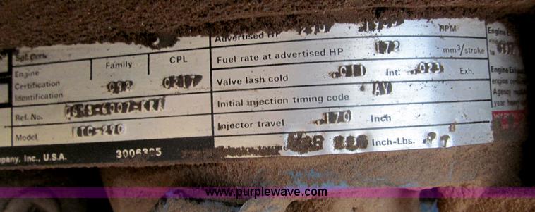 image for item B5122 1977 Ford 9000 tandem axle grain truck