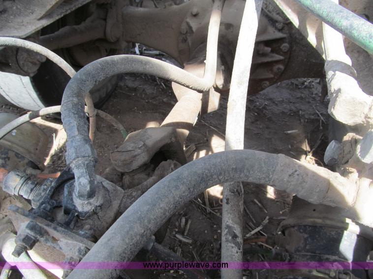 image for item B5122 1977 Ford 9000 tandem axle grain truck