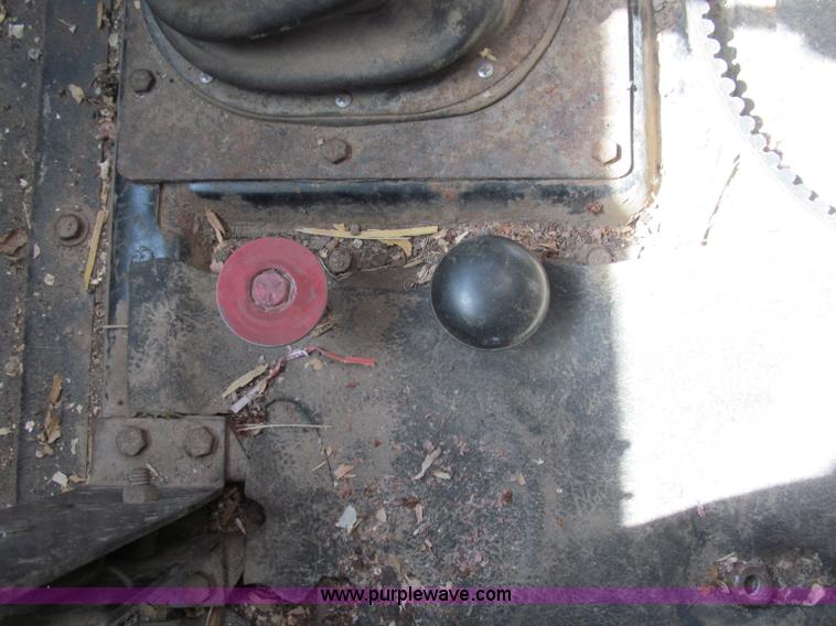 image for item B5123 1979 International 1854 tandem axle grain truck