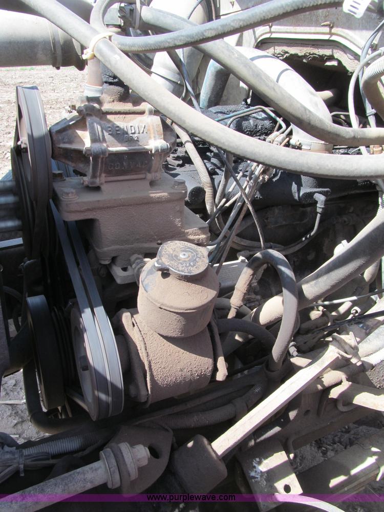 image for item B5123 1979 International 1854 tandem axle grain truck