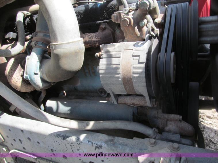 image for item B5123 1979 International 1854 tandem axle grain truck