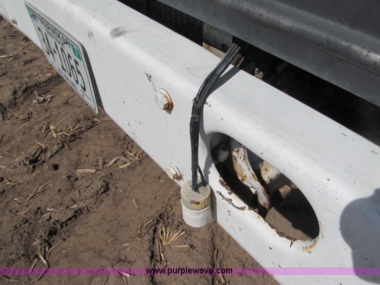 image for item B5123 1979 International 1854 tandem axle grain truck