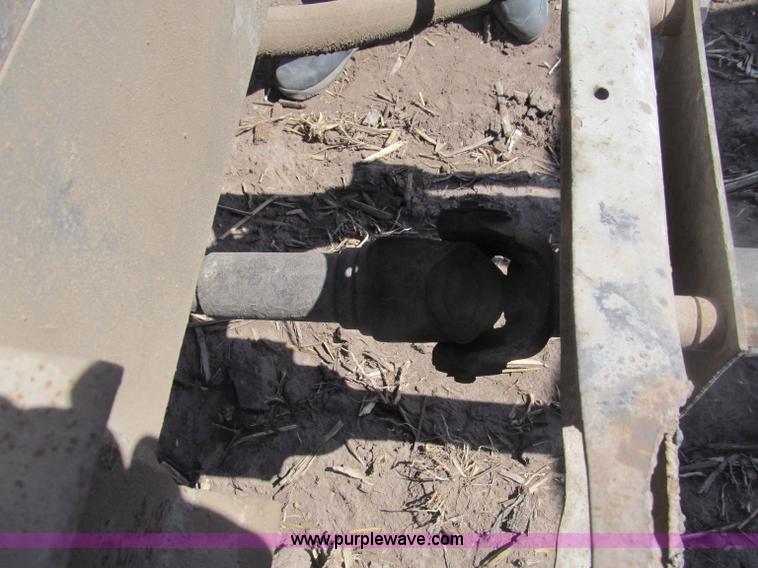 image for item B5123 1979 International 1854 tandem axle grain truck