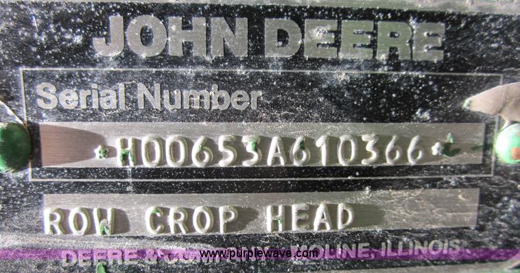 image for item B5775 John Deere 653A row crop header