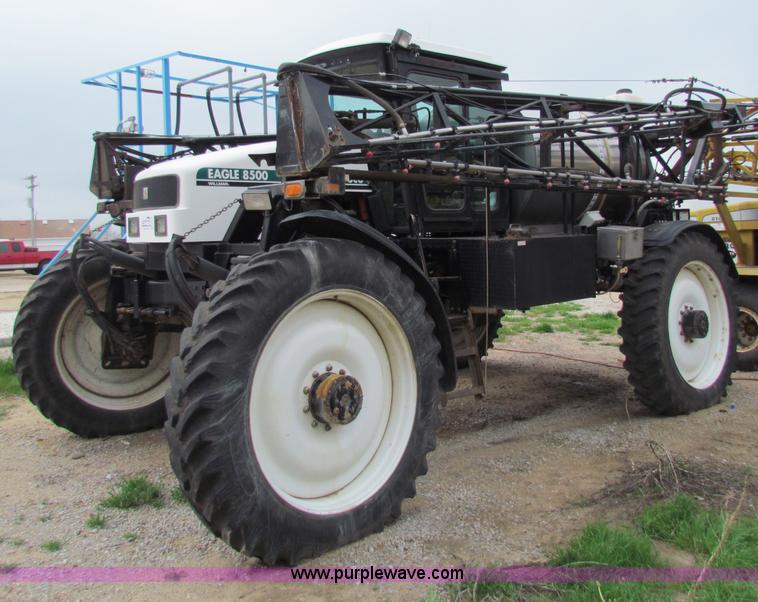 image for item B7213 2002 Willmar Eagle 8500 sprayer