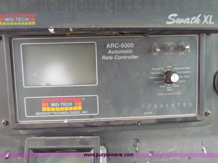 image for item B7213 2002 Willmar Eagle 8500 sprayer