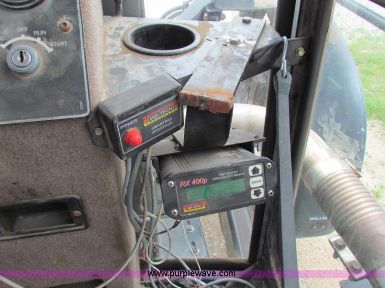 image for item B7213 2002 Willmar Eagle 8500 sprayer