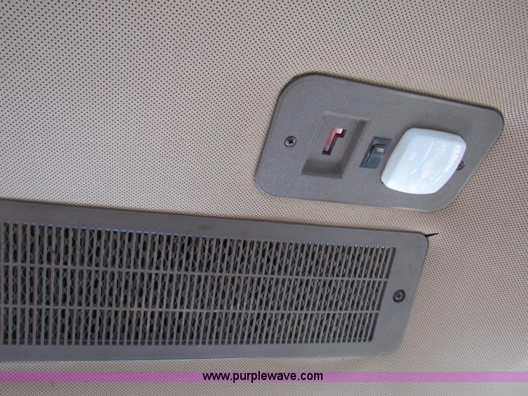 image for item B7213 2002 Willmar Eagle 8500 sprayer