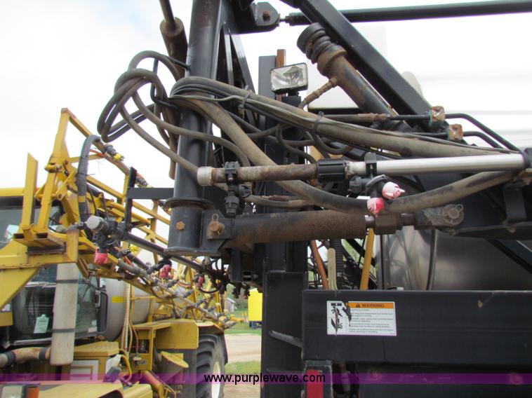 image for item B7213 2002 Willmar Eagle 8500 sprayer