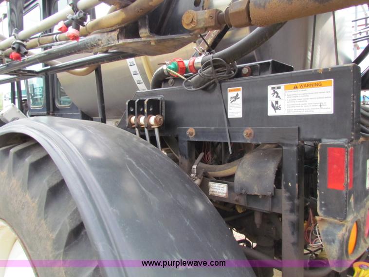 image for item B7213 2002 Willmar Eagle 8500 sprayer