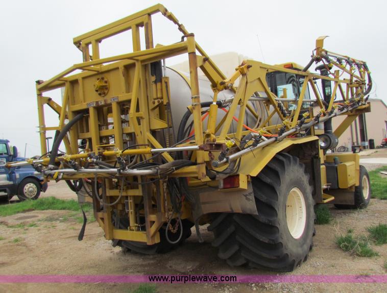 image for item B7214 2000 Ag-Chem TerraGator 8104 floater