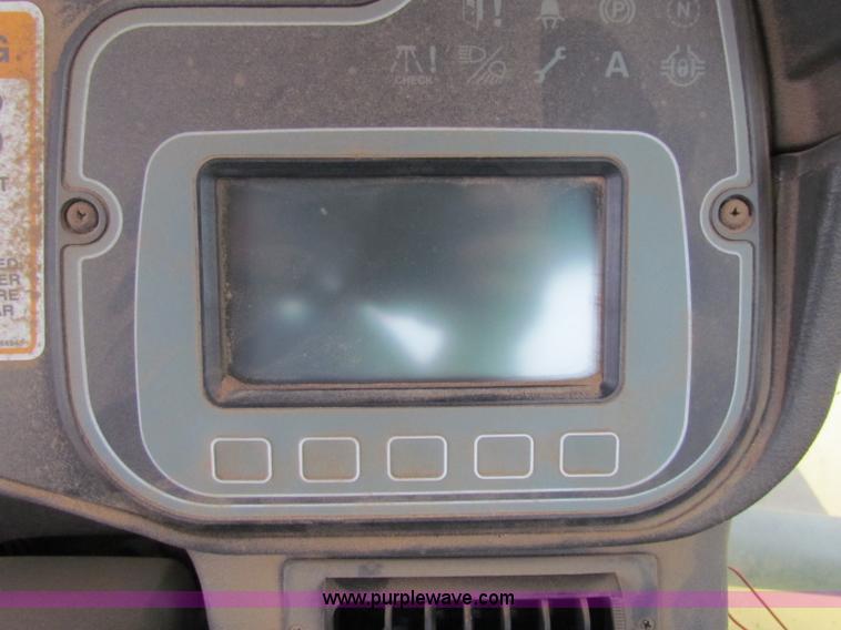 image for item B7214 2000 Ag-Chem TerraGator 8104 floater