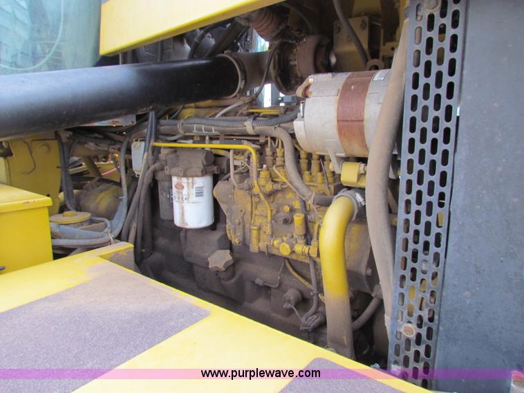 image for item B7214 2000 Ag-Chem TerraGator 8104 floater