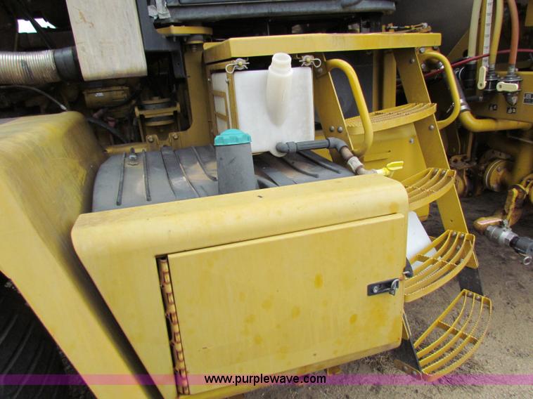 image for item B7214 2000 Ag-Chem TerraGator 8104 floater