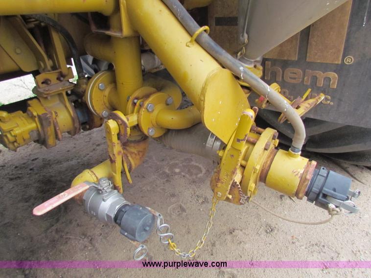 image for item B7214 2000 Ag-Chem TerraGator 8104 floater