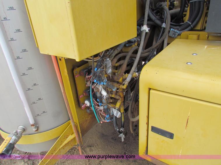 image for item B7214 2000 Ag-Chem TerraGator 8104 floater