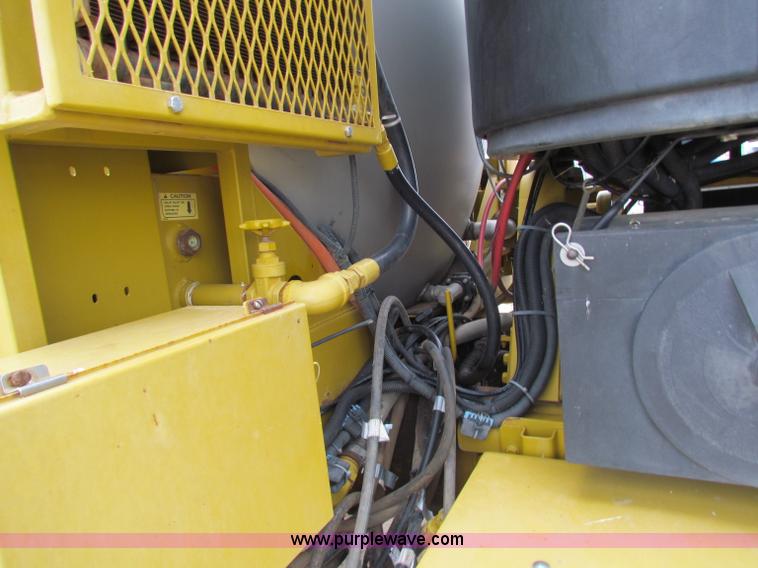 image for item B7214 2000 Ag-Chem TerraGator 8104 floater