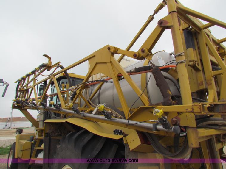 image for item B7214 2000 Ag-Chem TerraGator 8104 floater