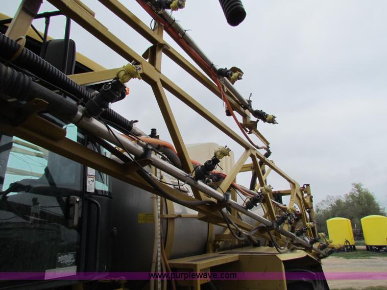 image for item B7214 2000 Ag-Chem TerraGator 8104 floater