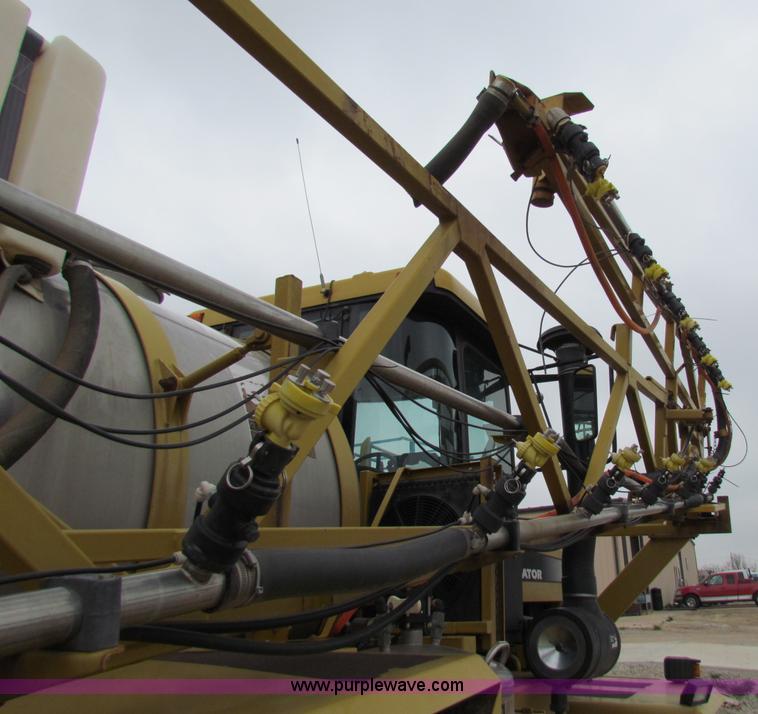 image for item B7214 2000 Ag-Chem TerraGator 8104 floater