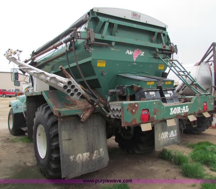 image for item B7215 1999 International 2574 Loral Air-Max V fertilizer truck