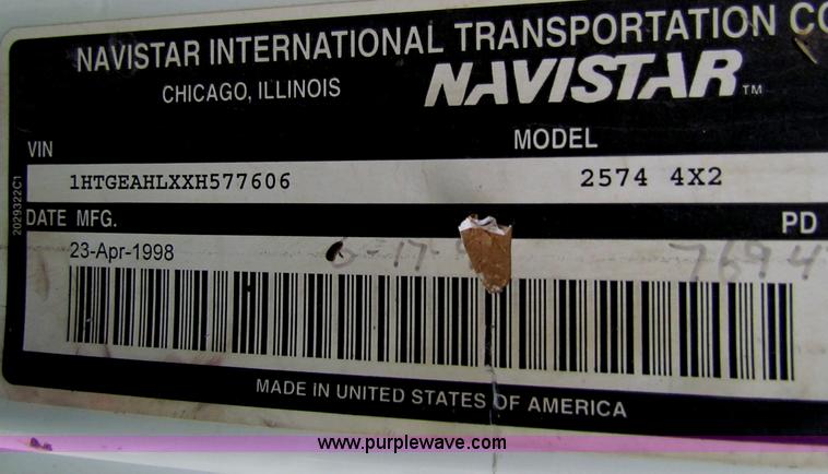 image for item B7215 1999 International 2574 Loral Air-Max V fertilizer truck