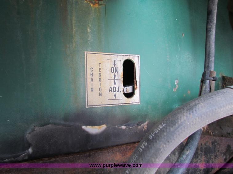 image for item B7215 1999 International 2574 Loral Air-Max V fertilizer truck