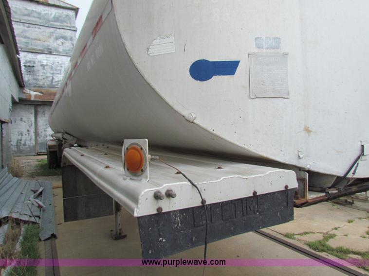 image for item B7226 1973 Trailmobile aluminum tanker trailer