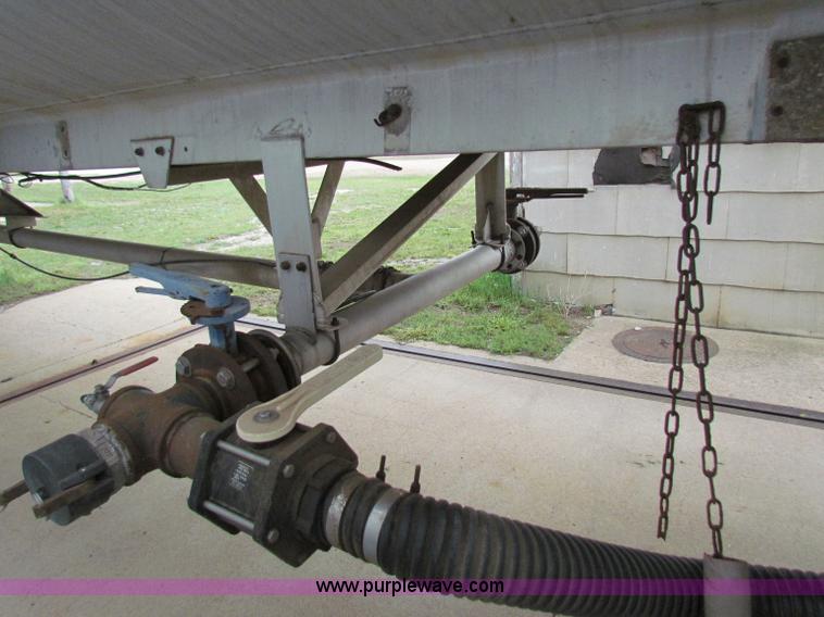 image for item B7226 1973 Trailmobile aluminum tanker trailer