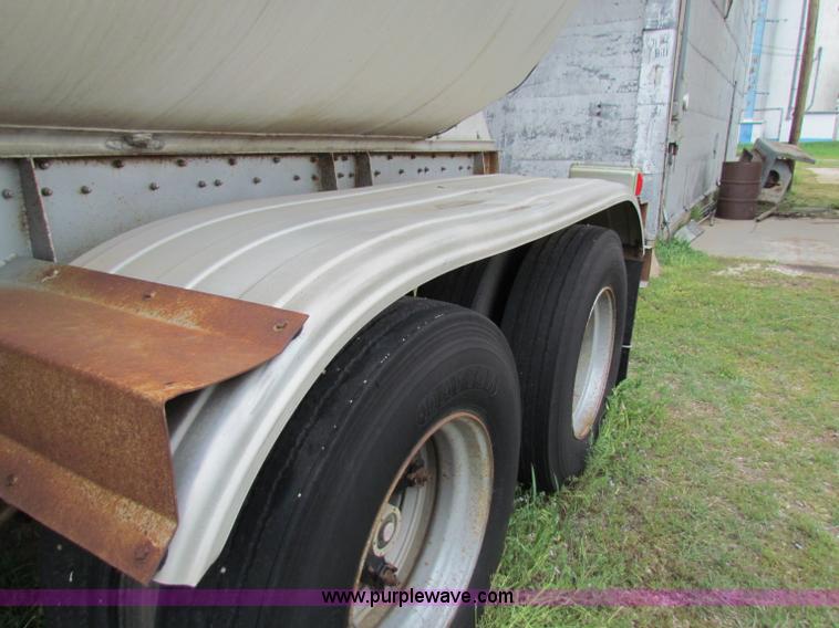 image for item B7226 1973 Trailmobile aluminum tanker trailer