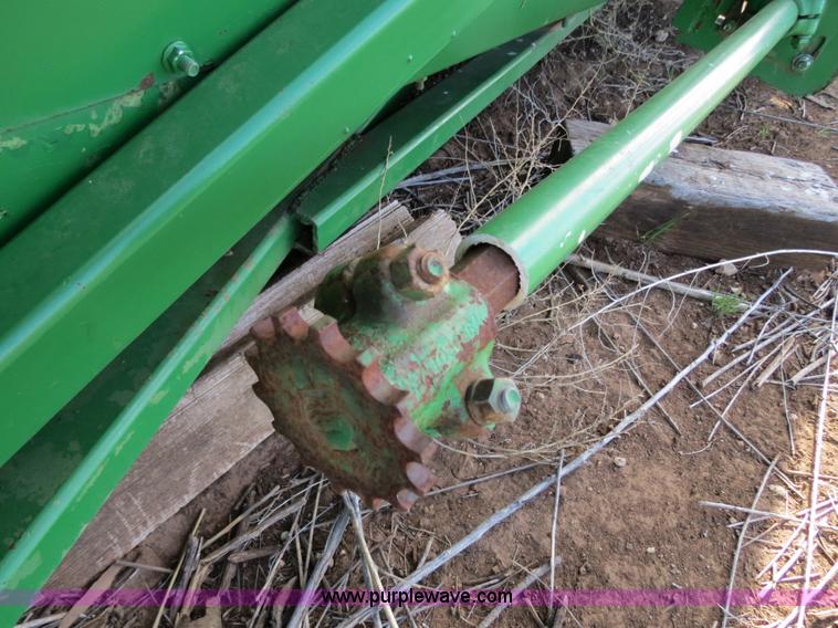 image for item C9671 John Deere 844 8 row corn head
