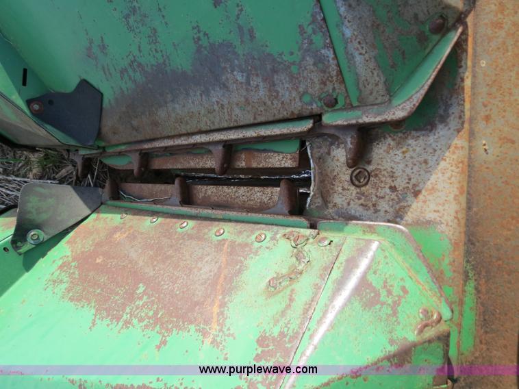 image for item C9671 John Deere 844 8 row corn head